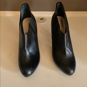 Guess black booties